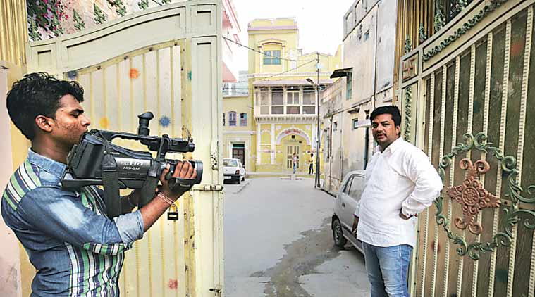 kairana, kairana mass exodus, hindu exodus, kairana hindus, rss kairana, akhilesh yadav, up elections, up hindus, rjd slams bjp, up elections, uttar pradesh elections, communal divide, bjp, communal tension, hindu families exodus in kairana, hindu families in kairana, hukum singh, dadri lynching, uttar pradesh government, akhilesh yadav, kairana, uttar pradesh news, india news