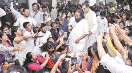 international yoga day, art of living, AOL, sri sri ravi shankar, chandigarh yoga day, narendra modi, chandigarh news, indian express news