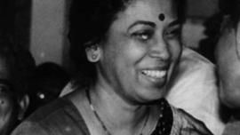 Sulabha Deshpande, Sulabha Deshpande death, who was Sulabha Deshpande, Sulabha Deshpande marathi, marathi cinema, marathi theatre, amol palekar, amol palekar marathi theatre, indian express