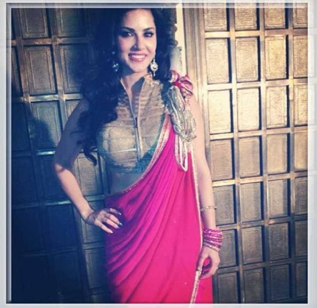 Sunny Leone Goes Ethnic 10 Times She Looked Gorgeous In A Sari