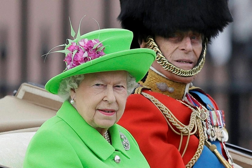 UK queen, queen Elizabeth, Queen of England, Kate Middleton, Prince williams, trooping, UK trooping, Uk colour of paradise, Elizabeth II, queen Elizabeth 90th Birthday,