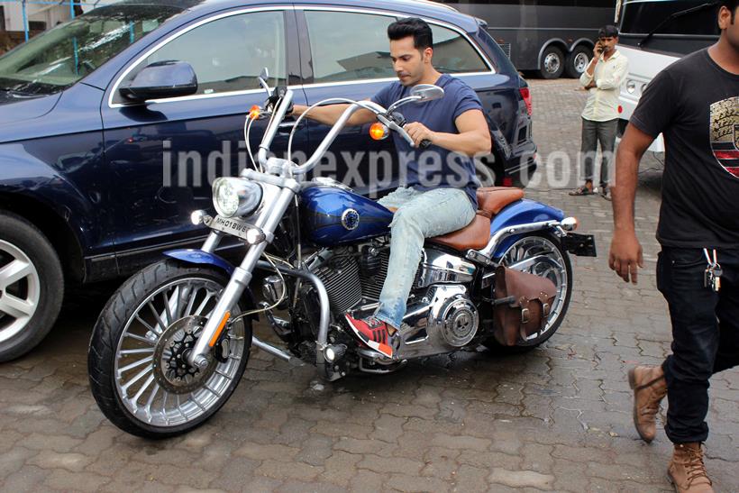 Alia Bhatt, Kareena Kapoor, Udta Punjab, Alia Kareena, Alia bhatt udta punjab, Kareena kapoor alia bhatt, kareena udta punjab, Varun Dhawan, Dishoom, Varun Dhawan Dishoom, alia Kareena kiss, Alia Kareena udta punjab, entertainment