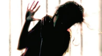 pakistan, pakistan girls attacked, pakistan sisters attacked, pakistan girls attacked with hand grenade, pakistan news, world news