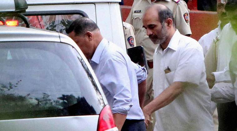 Dr Narendra Dabholkar, Dr.Virendra Tawade, Narendra Dabholkar murder case, CBI, CBI investigation Narendra Dabholkar case, CBI murder investigation Narendra Dabholkar case, Maharashtra News, LAtest news, India News, Dr Nidhi Tawade