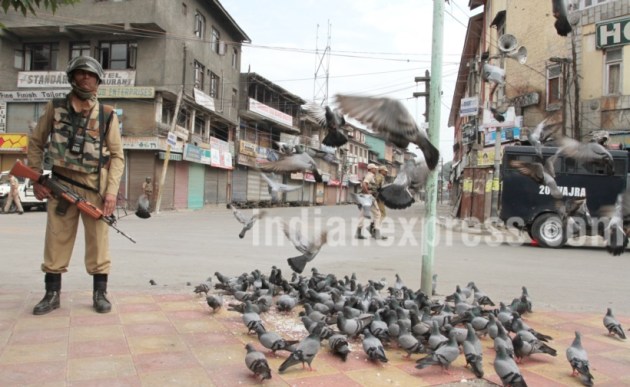 Kashmir, Kashmir violence, armed forces, Kashmir curfew, curfew, curfew in Kashmir, Jammu and kashmir, jammu and kashmir curfew, separatists, Kashmir protests, Kashmir valley, Burhan Wani, Kashmir photos, Kashmir protest photos, jammu & kashmir photos, Kashmir protest photo gallery