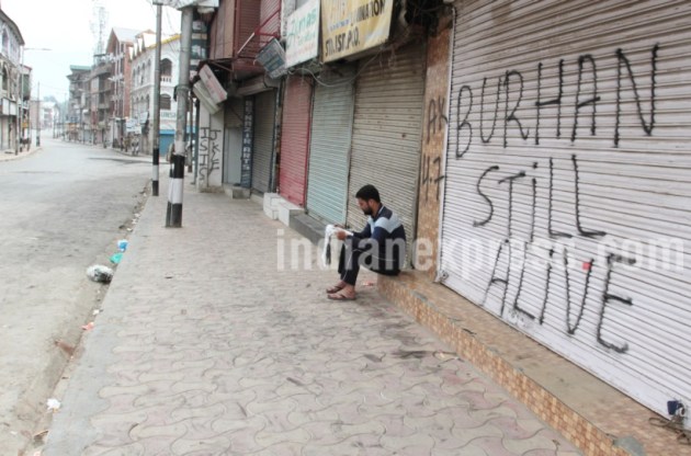 Kashmir, Kashmir violence, armed forces, Kashmir curfew, curfew, curfew in Kashmir, Jammu and kashmir, jammu and kashmir curfew, separatists, Kashmir protests, Kashmir valley, Burhan Wani, Kashmir photos, Kashmir protest photos, jammu & kashmir photos, Kashmir protest photo gallery