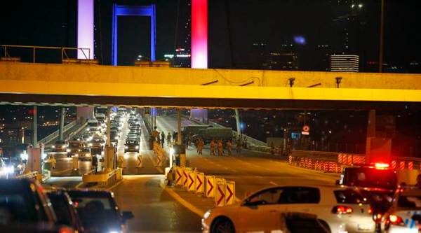 Turkey coup, Turkey military coup, military uprising Turkey, Istanbul airpot, Istanbul airport military coup, Turkey uprising, news, latest news, international news, Turkey news, world news, Turkey situation, Turkey political situation, Turkey democracy, Turkey military