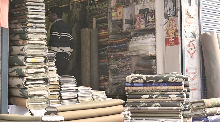 self repairing textile, self healing cloth, self healing fabric, chemical weapons, soldiers, farmers