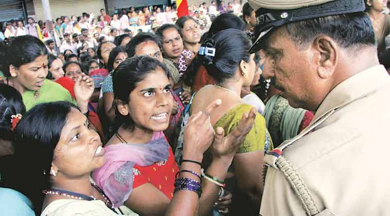 Tamil Nadu garment industry, Tamil Nadu unit garment unit owners protest, Madras High Court, minimum wages, garment workers, garment exporters, process industry, textile and clothing industry, India news
