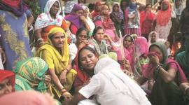 new delhi, delhi, youth beaten up delhi, youth stoned to death, boy killed, boy stoned, family feud, family rivalry, india news, delhi news