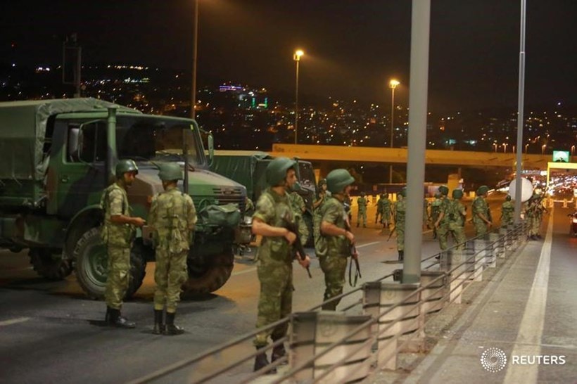turkey, military coup, Turkey military, military tanks turkey, tanks in turkey, Turkey military coup, military uprising Turkey, news, latest news, international news, Turkey news, world news, turkey coup in pictures, turkey coup attempt pictures, social media turkey, Tayyip Erdogan, Istanbul airport, Istanbul airport military coup, Turkey uprising, Turkey situation, Turkey political situation, Turkey democracy, Turkey military