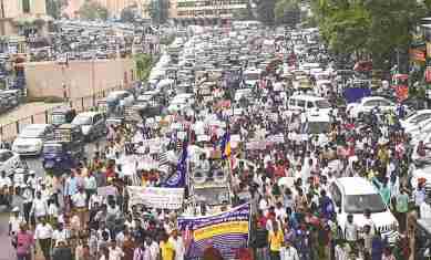 una dalit attack, rajkot dalit, dalit suicide, dalit protest, rajkot dalit commits suicide, rajkot dalit dies, india news