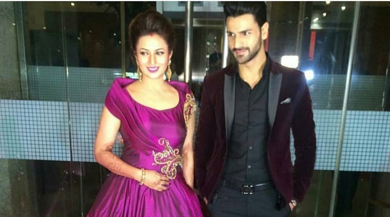 Divyanka shop reception dress