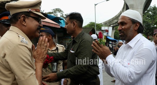 eid in india, eid, eid mubarak, eid photos, eid 2016, eid 2016 india, Eid-ul-Fitr, eid india, eid mubarak, eid mubarak 2016, Eid-ul-Fitr holiday, ramadan, ramadan 2016, ramadan 2016 india, ramadan eid 2016 date, ramadan eid 2016, eid al fitr 2016, eid date 2016, eid date in india, eid date 2016 in india, India News