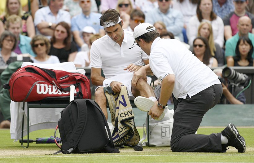 Wimbledon 2016, Wimbledon photos, Wimbledon images, Wimbledon 2016 photos, Wimbledon wallpaper, Roger Federer, Federer, Federer down photo, Federer down wallpaper, Federer wallpaper, Milos Raonic, Raonic, Federer Raonic, Federer Raonic photos, Andy Murray, Murray, Tomas Berdych, Murray Berdych, Murray Berdych photos, Murray Berdych images, tennis photos
