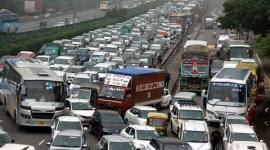 Gurgaon traffic, gurgaon, delhi traffic, gurgaon road traffic, delhi NCR traffic, traffic jam gurgaon, GurgAON schools, Gurgaon schools closed, Deputy Commissioner T L Satyaprakash, traffic jam delhi, traffic gurgaon