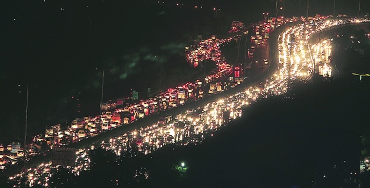 gurgaon, gurgaon rains, delhi rains, ncr rains, gurgaon water logging, gurgaon traffic, gurgaon traffic jam, gurgaon rains, gurgaon news india news