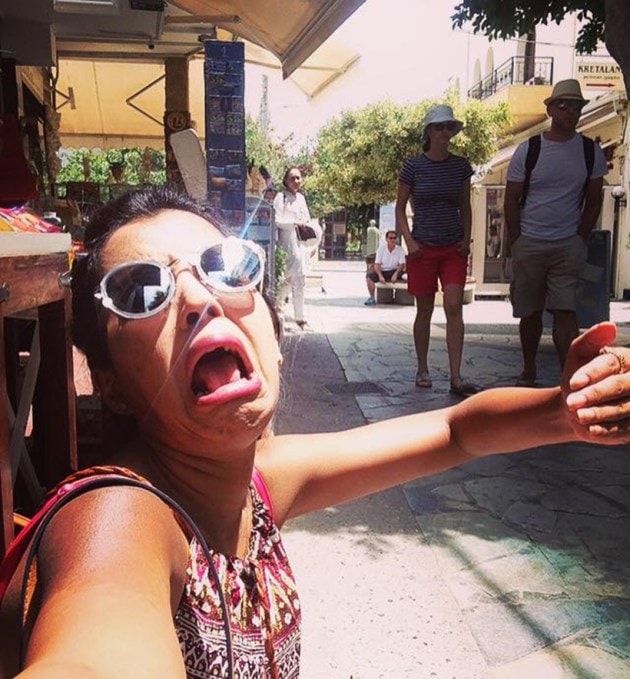 woman honeymoon without husband, huma mobin, hilarious photos of honeymoon without husband, greek tragedy, pakistani woman goes on honeymoon without husband