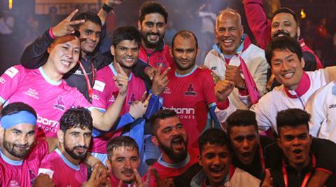 PRO KABADDI SEASON 1 CHAMPION : JAIPUR PINK PANTHERS 