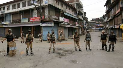 Kashmir, Kashmir violence, armed forces, Kashmir curfew, curfew, curfew in Kashmir, Jammu and kashmir, jammu and kashmir curfew, separatists, Kashmir protests, Kashmir valley, Burhan Wani, Kashmir photos, Kashmir protest photos, jammu & kashmir photos, Kashmir protest photo gallery