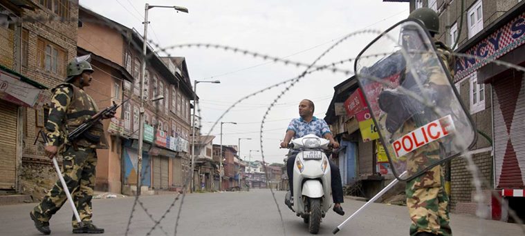 kashmir, jammu and kashmir, kashmir curfew, curfew in kashmir, kashmir separatists, separatists in kashmir, kashmir politics, kashmir insurgency, kashmir news,latest news, india news