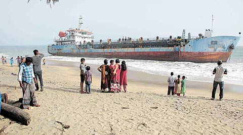 Dredger that washed ashore in Kollam to be moved to sea | India News ...