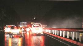 lights-480 http://indianexpress.com/article/cities/delhi/delhi-government-schools-condition-no-classrooms-teacher-availability-struggle-hardlook-2933875/