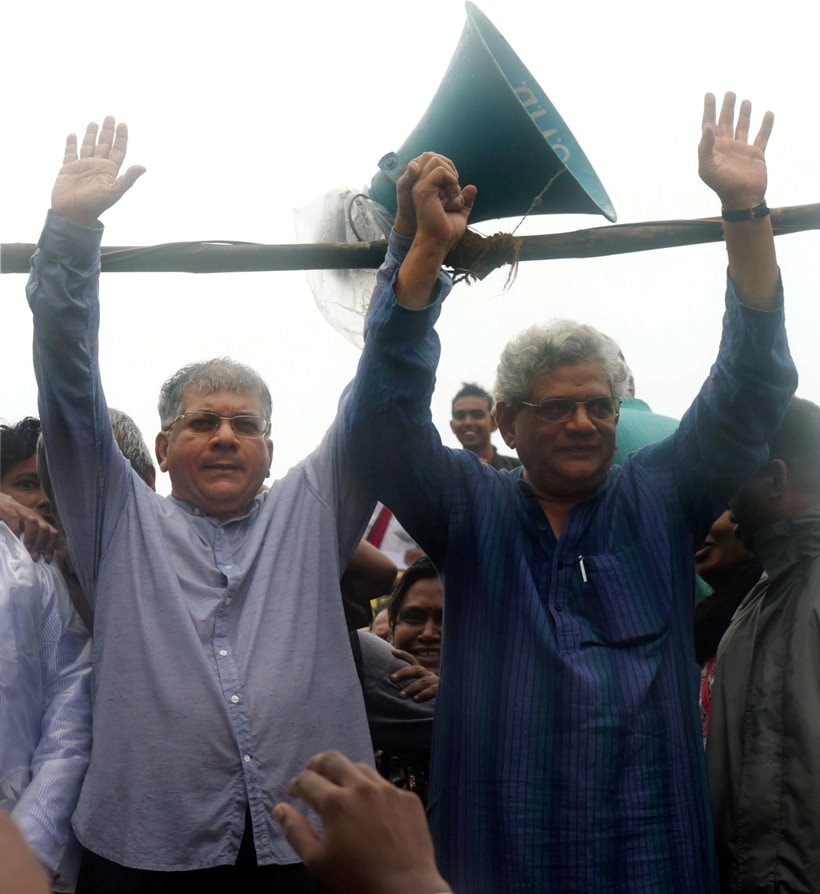 People In Thousands Protest Demolition Of Ambedkar Bhavan In Mumbai ...