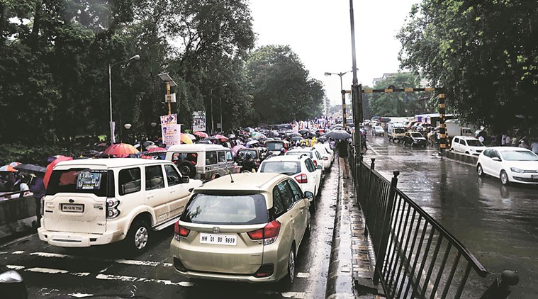 In a year, Mumbaikars spend 11 days in traffic over their commute time: Uber data