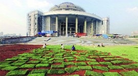 nmmc, Navi Mumbai Municipal Corporation , Tukaram Mundhe, navi mumbai news, mumbai, mumbai news, illegal constructions in gaothans, illegal construction, navi mumbai politicians, oppose nmmc chief, indian express news