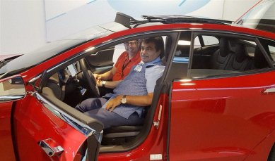 nitin gadkari, niting gadkari tesla, telsa cars, tesla india cars, tesla asia unit, auto news, india us tesla, business news, india news, latest news,