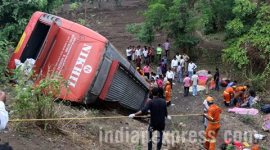 Mumbai pune exrpressway, exrpess highway, pune, mumbai, express highway cctv, cctv highway, patrol cars cctv, express highway safety, bus accident, express highway deaths, mumbai news