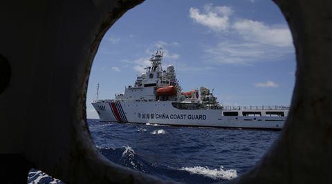 Philippines tells US no joint patrols in South China Sea