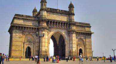 gateway of india, gateway of india fencing, gatewat fencing, gateway fencing project bidders, indian express