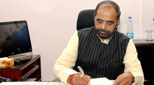 hansraj ahir, india pakistan relations, china border, india border, india pak border, hansraj ahir pakistan, mos Home on pakistan, india news, indian express news