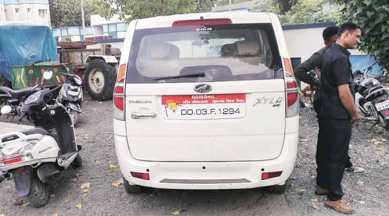 dalits gujarat, gujarat dalits, dalits una, dalit family lynched, gau rakshak,una dalits, cow skinning, dead cow skinning, dalits beaten up, dalit protests gujarat, guajrat dalit protests, una dalit protests, dalits cow vigilantes, cow vigilantes guajrat, india news