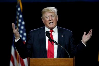 Donald Trump, Donald Trump russia ties, Donald Trump Vladimir Putin, Donald Trump Vladimir Putin relationship, Vladimir Putin relationship with Donald Trump, Hillary Clinton, Hillary Clinton email leak, Hillary Clinton Campaign, US Elections 2016, US Elections, world news,