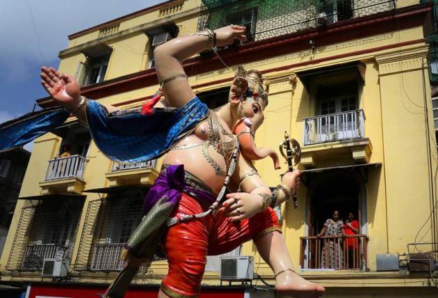 Mumbai All Set For Ganesh Chaturthi Giant Size Idols Taken To Pandals 