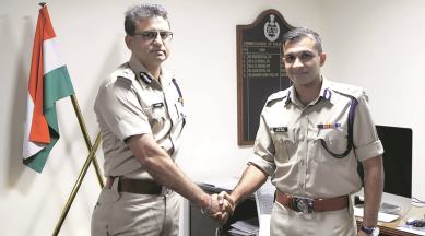 Navdeep Singh Virk, virk leaves, Sandeep Khirwar, khirwar takes over, Sandeep Khirwar take over, rohtak igp, gurgaon police commissioner, new gurgaon police commissioner, indian express news, india news