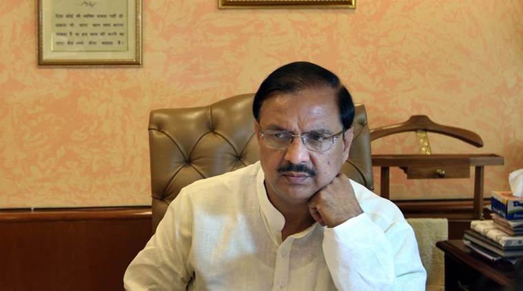  mahesh Sharma, mahesh Sharma extortion, mahesh Sharma blackmailed, Noida Police,  journalist arrested, journalist arrested for blackmailing Mahesh Sharma, mahesh sharma sting operation, mahesh sharma bribe, mahesh sharma bribe video, indian express