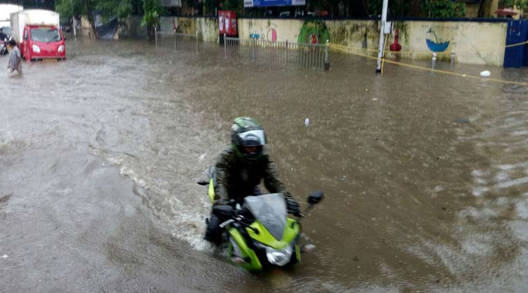 Mumbai, Mumbai rains, Mumbai rainfall, Mumbai weather condition, Mumbai weather, Mumbai waterlogging, IMD, BMC Disaster Control, indian express, mumbai news