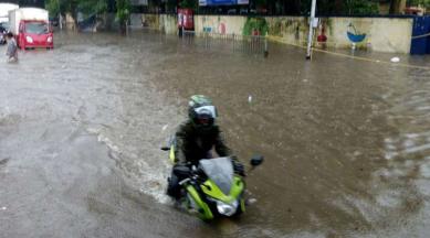 Mumbai, Mumbai rains, Mumbai rainfall, Mumbai weather condition, Mumbai weather, Mumbai waterlogging, IMD, BMC Disaster Control, indian express, mumbai news