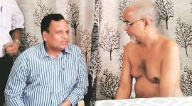 tarun sagar, nude tarun sagar, jain tarun sagar, female foeticide, monsoon session, Tarun Sagar , eradicate female foeticide, haryana female foeticide, Jain religious leader, Haryana Assembly, haryana monsoon session, Education Minister Ram Bilas Sharma, Education Minister, Haryana Chief Minister, Manohar Lal Khattar, haryana governmnet, indian express news, india news, latest news