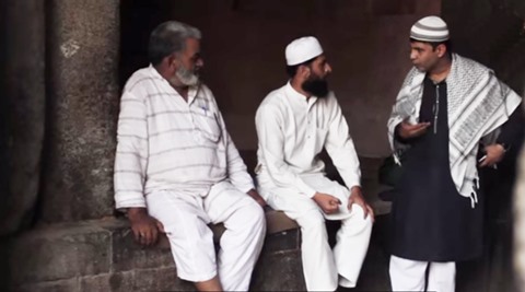 Hindu Muslims, Hindu Muslim unity in India, India's beautifu lcommunities, Hindu Muslim peace in India, Hindu and Muslim brothers, Hindus and Muslims friendship in India