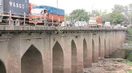 old bridge in Pune no alt set