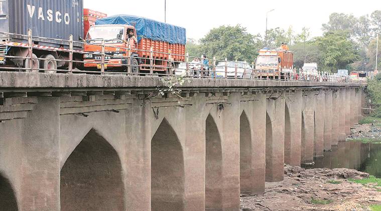 old bridge in Pune