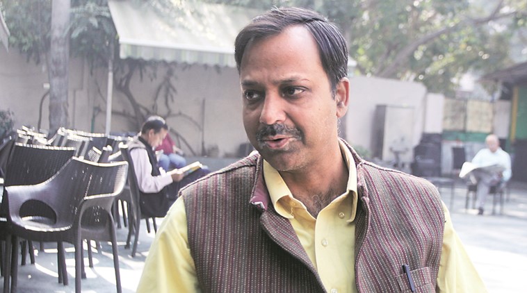 AAP MLA heckled at ration shop, Pankaj Pushkar abused at ration shop, Pankaj Pushkar heckled, Delhi city news, Indian Express