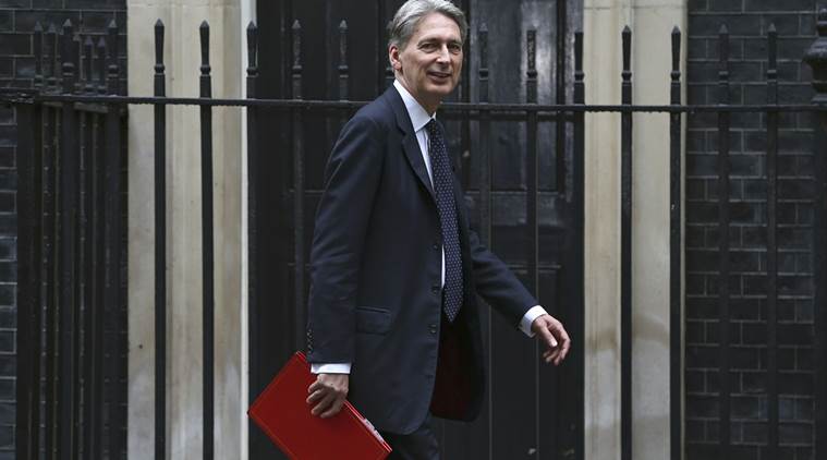 UK US trade, UK US bilateral trade deal, Theresa may, Donald trump, Philip Hammond, latest news, latest world news