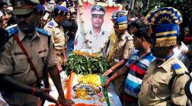 nowhatta attack, srinagar attack, independence day attack, independence day, nowhatta attack dead, crpf commandant dead, crpf dead, srinagar militants, srinagar terror attack, srinagar indpendence day, jamm kashmir militants, jammu kashmir crpf, jammu kashmir independence day, jammu kashmir news, india news