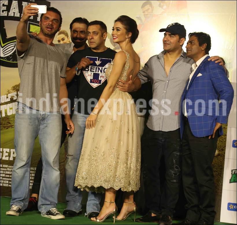 Salman Khan's best friends are ex Katrina Kaif, Shah Rukh Khan, Sanjay Dutt  | Entertainment Gallery News,The Indian Express